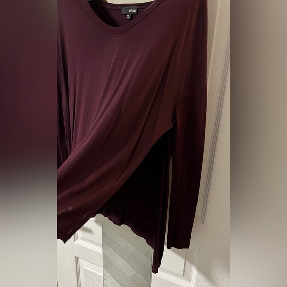Aritzia wilfred burgundy side split top sz xs xsmall preloved - Picture 3 of 4